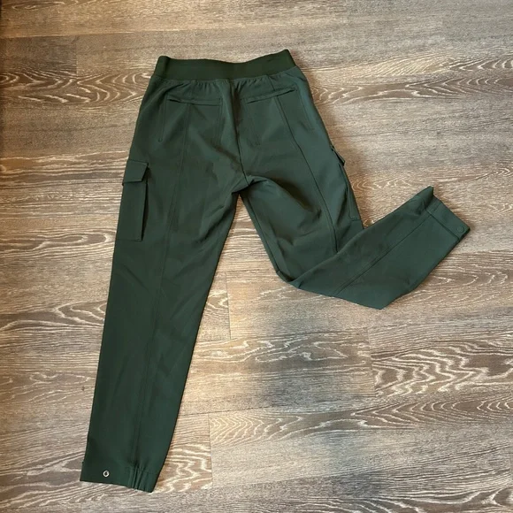 Athleta Endless Cargo High Rise Jogger - Size 2 - Picture 3 of 3